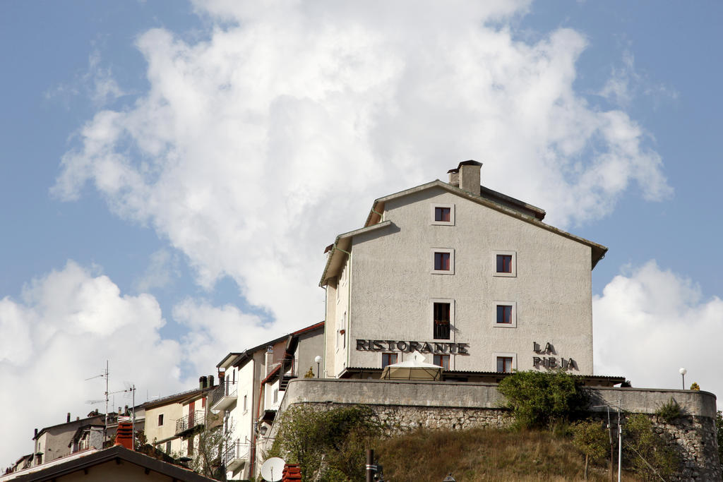 La Pieja Hotel Opi Exterior photo